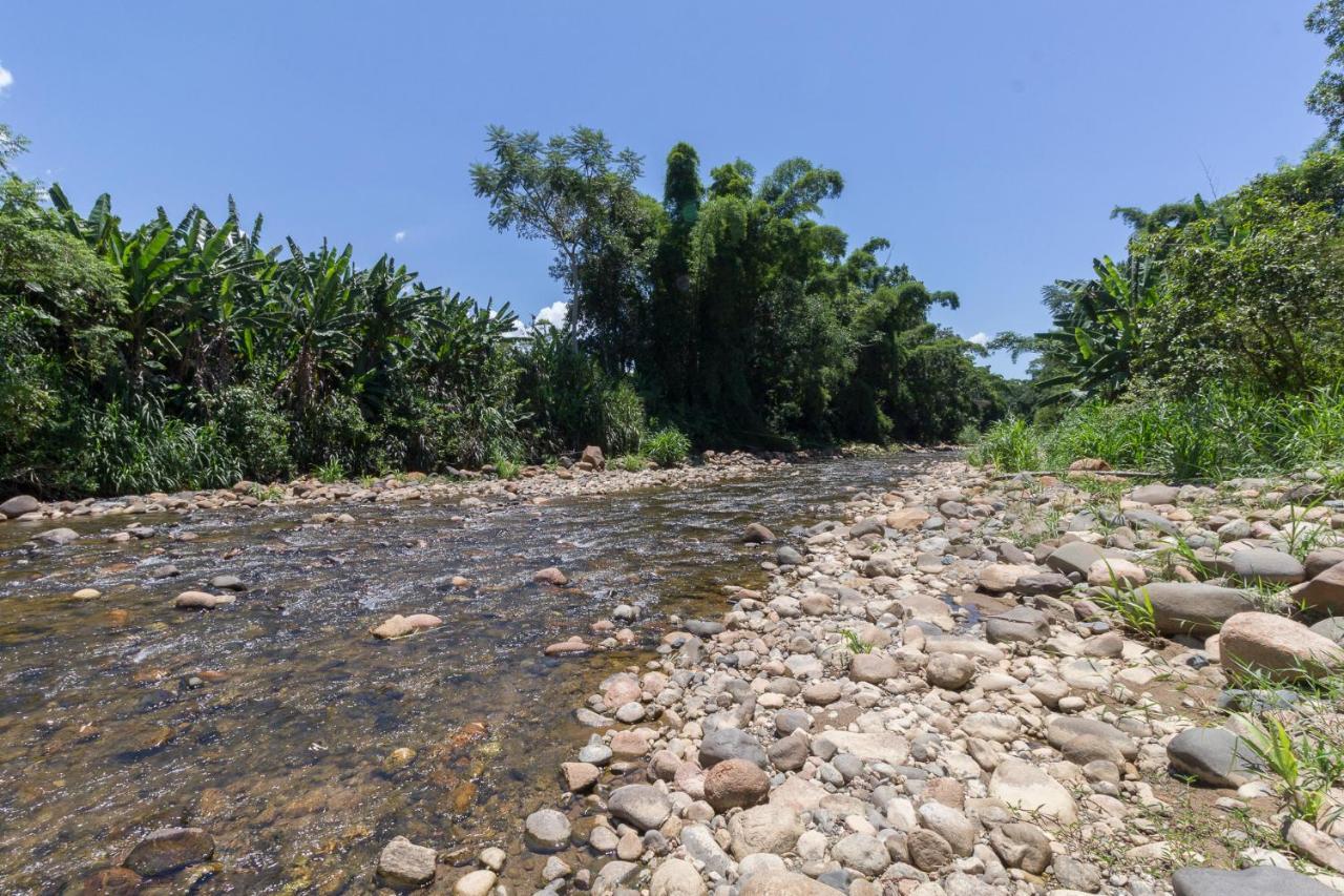 Caminho do Rio Morretes Exterior foto